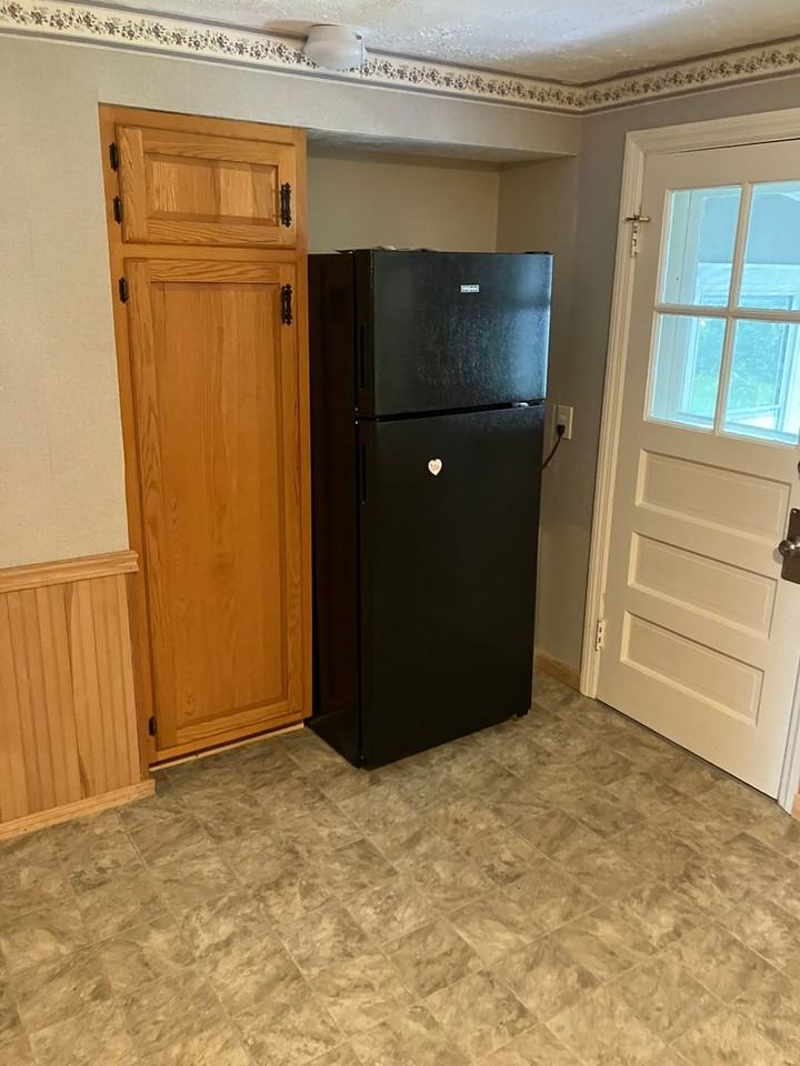 102 Westlind Rd - Photo 4 of 32