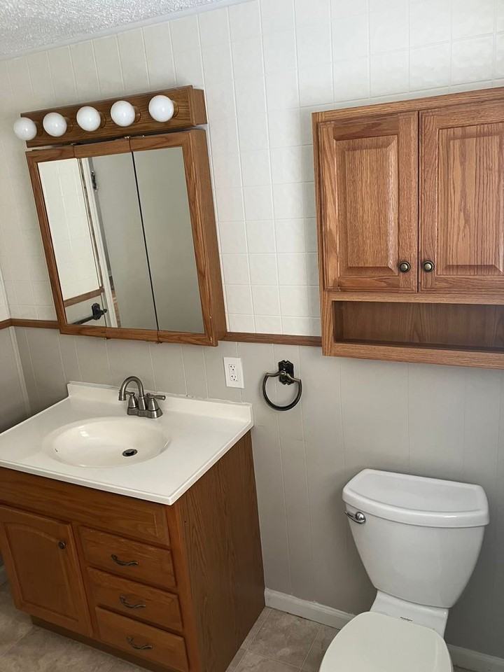 102 Westlind Rd - Photo 5 of 32