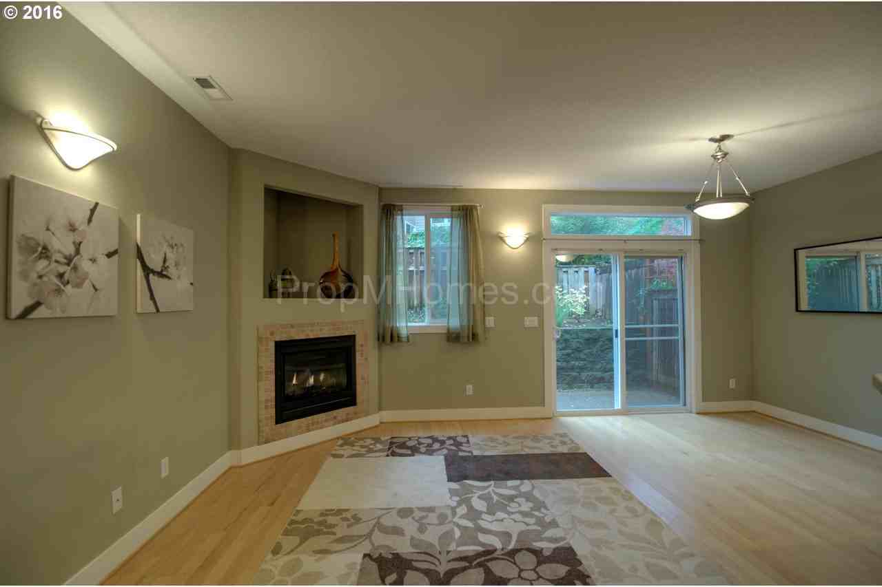 9325 Sw Jasper Dr - Photo 3 of 16