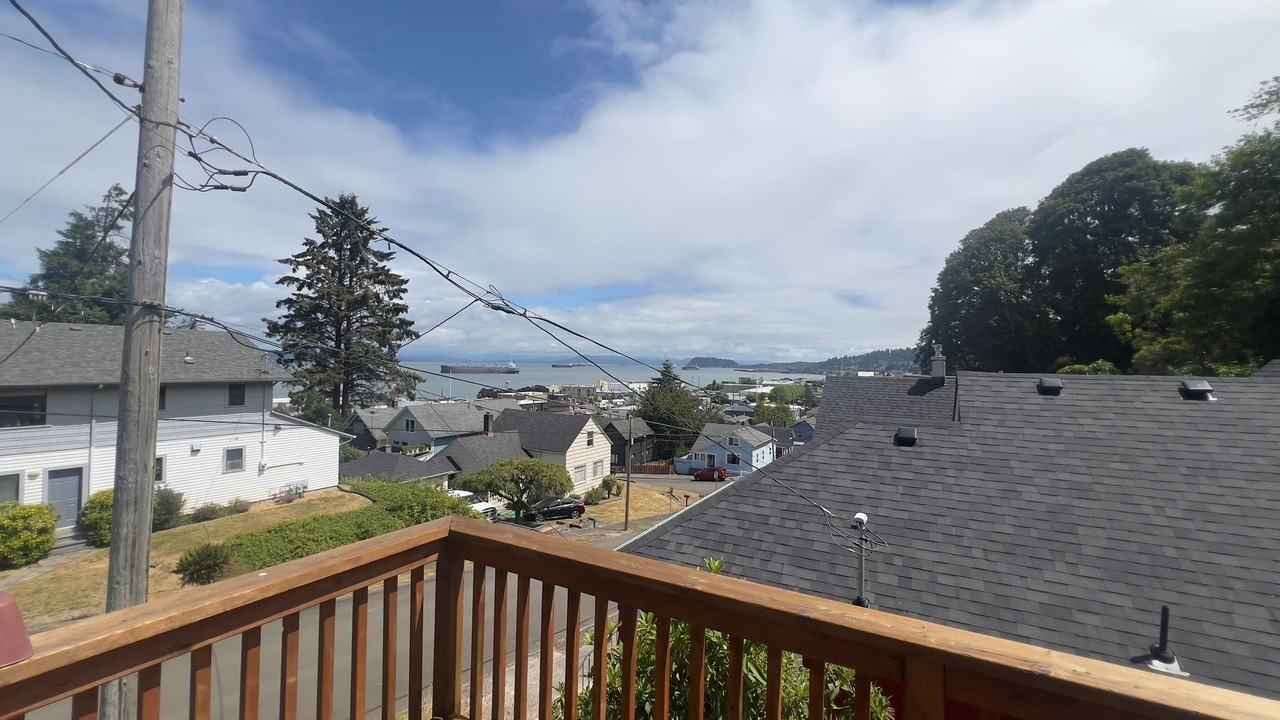 312 3rd St - Photo 3 of 19