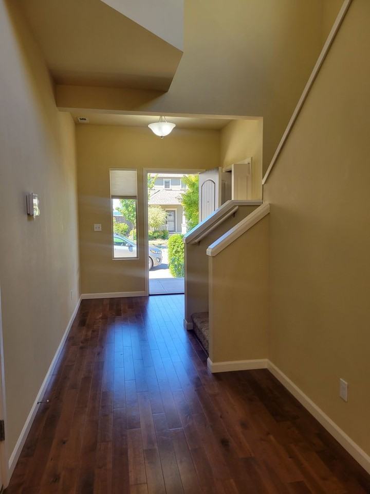 2326 57th St Se - Photo 2 of 19
