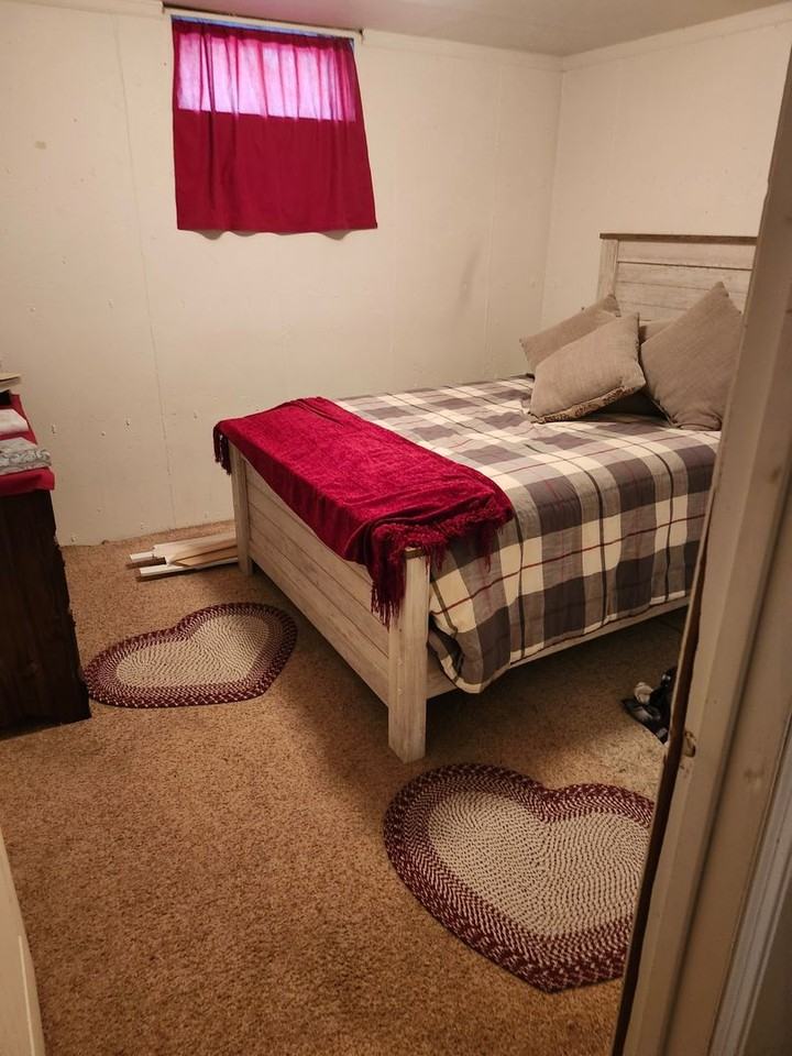 3217 Hollybrook Ln - Photo 3 of 18