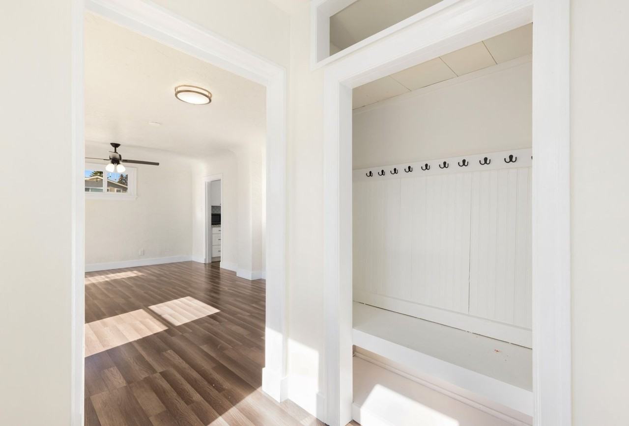 5306 1/2 Martin Luther King Jr Way S - Photo 3 of 16