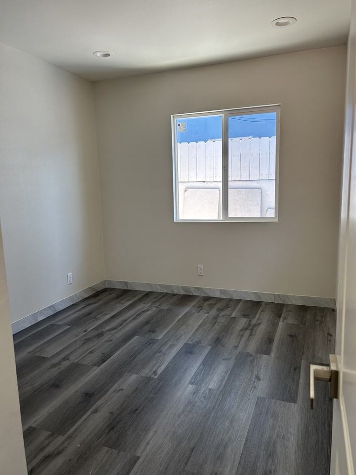 10820 Croesus Ave #NA - Photo 3 of 12