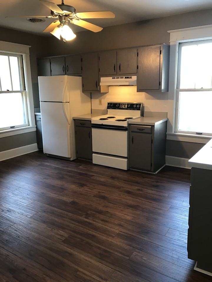 1109 Richmond Rd #2 - Photo 2 of 17