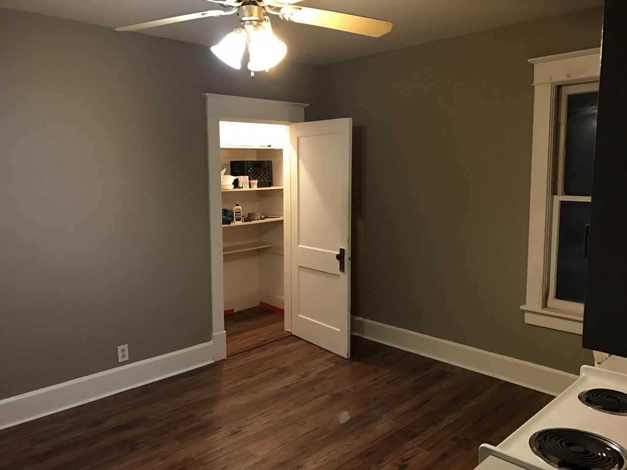 1109 Richmond Rd #2 - Photo 3 of 17