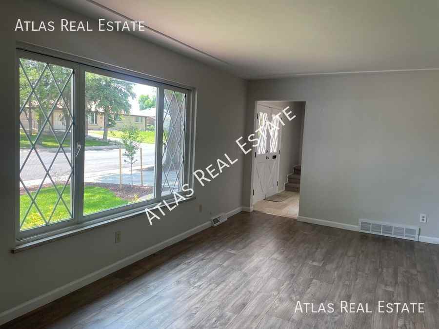 379 Fulton St - Photo 3 of 12