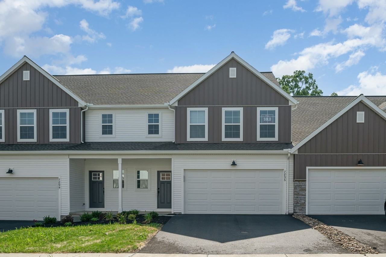 7896 Briarwood Dr - Photo 2 of 30