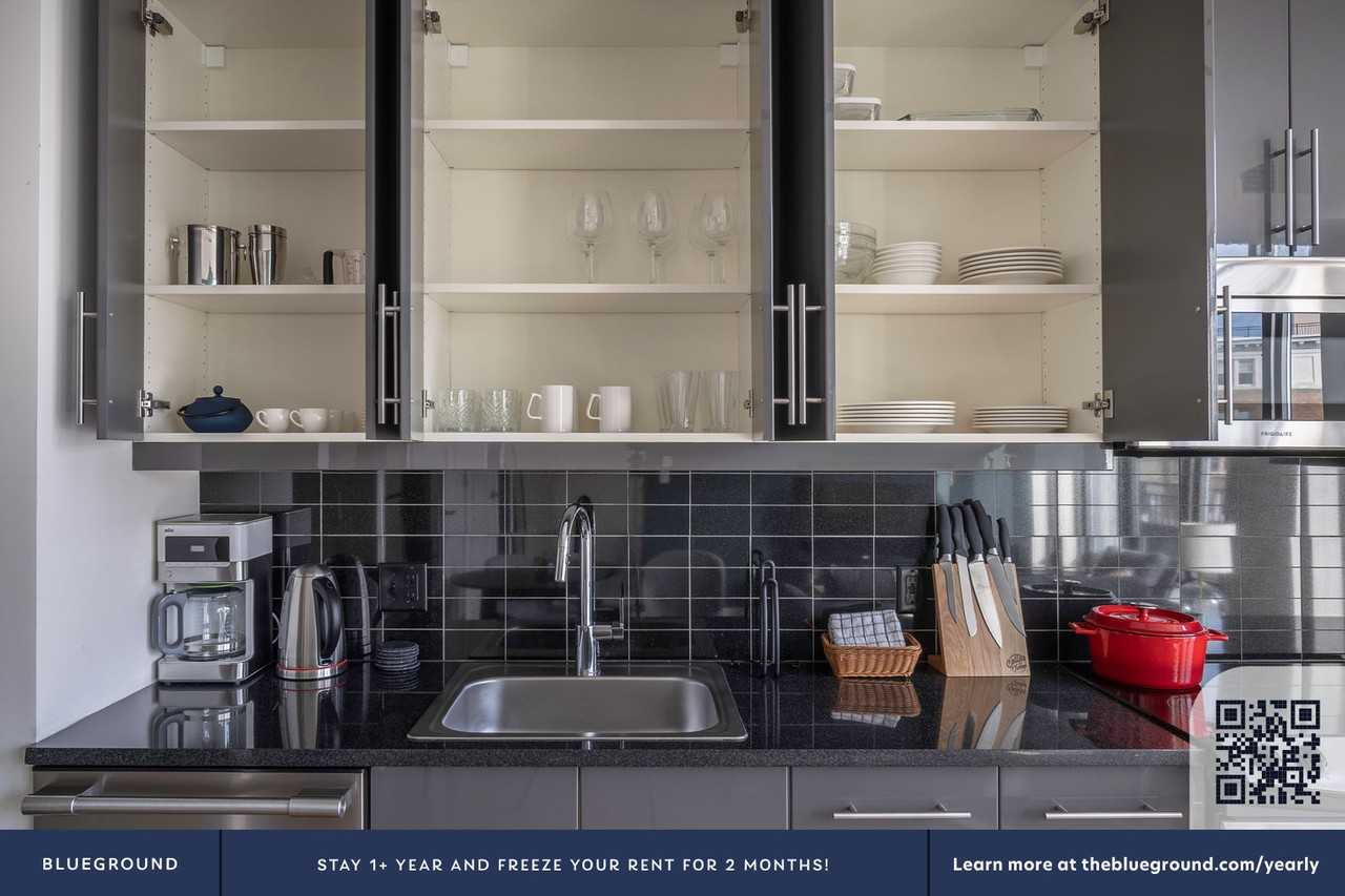 1328 14th Street Northwest - Photo 7 of 23