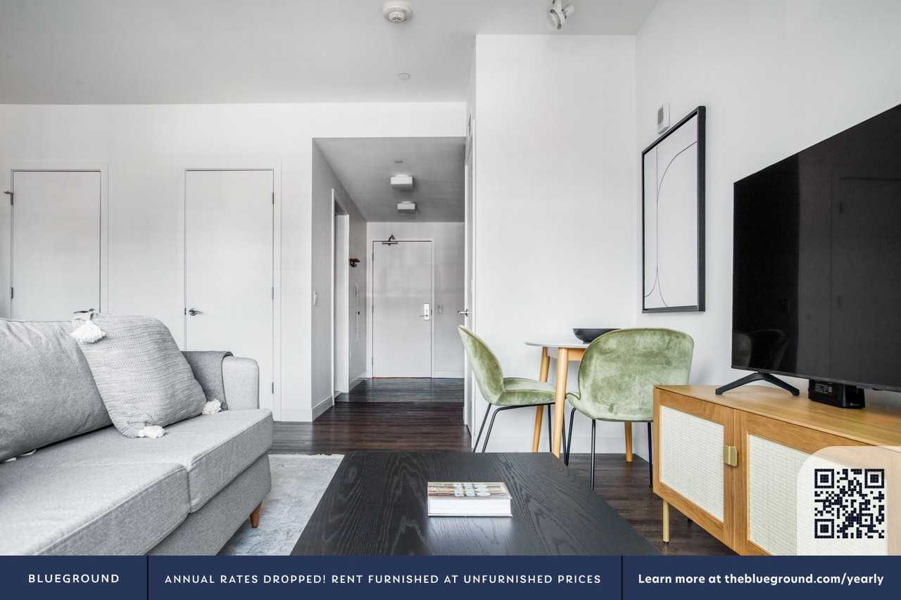 350 Harrison Ave #555 - Photo 3 of 27