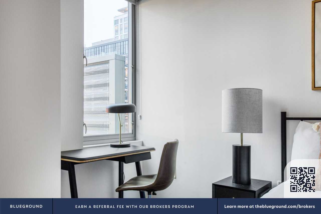 350 Harrison Ave #555 - Photo 4 of 27