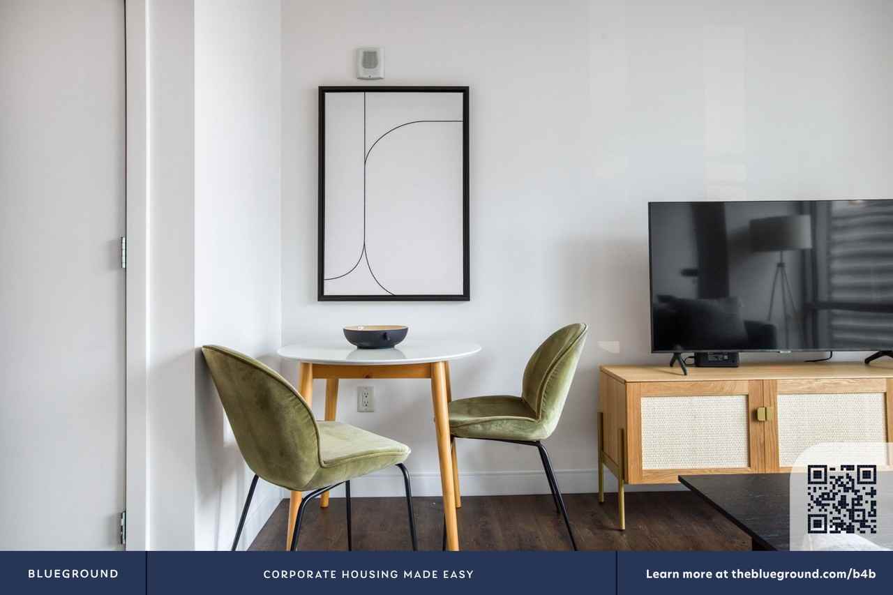 350 Harrison Ave #555 - Photo 5 of 27