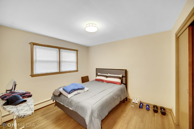 3205 W 97th St #2W - Photo 5 of 6