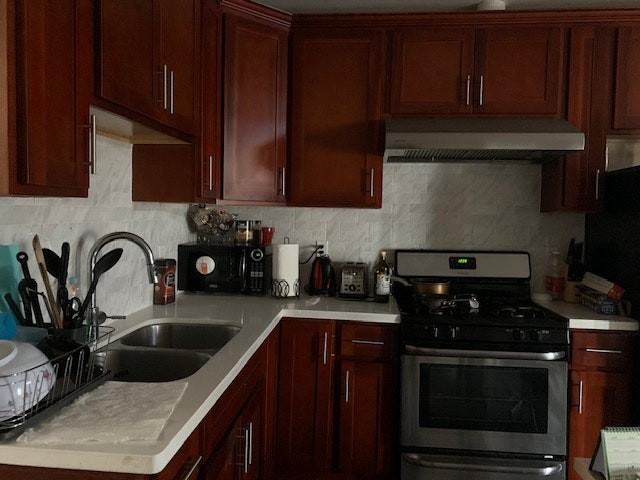 217 Holloway Avenue, Unit Seperate Bedroom - Photo 2 of 7