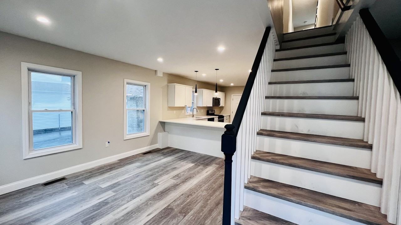 26 Crescent Street, Unit 26 Crescent - Photo 5 of 24