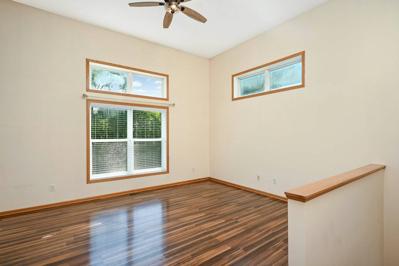 7637 Century Boulevard - Photo 6 of 27