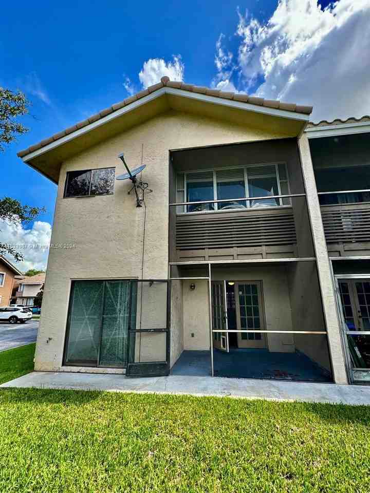 9971 W Atlantic Blvd - Photo 3 of 8