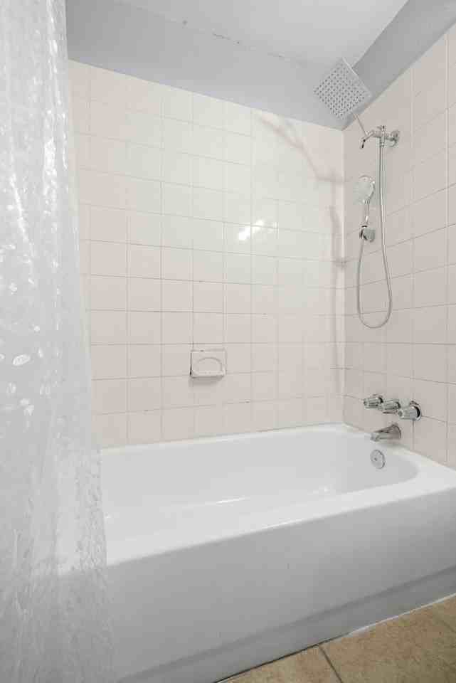Grace Point Ln - Photo 7 of 17