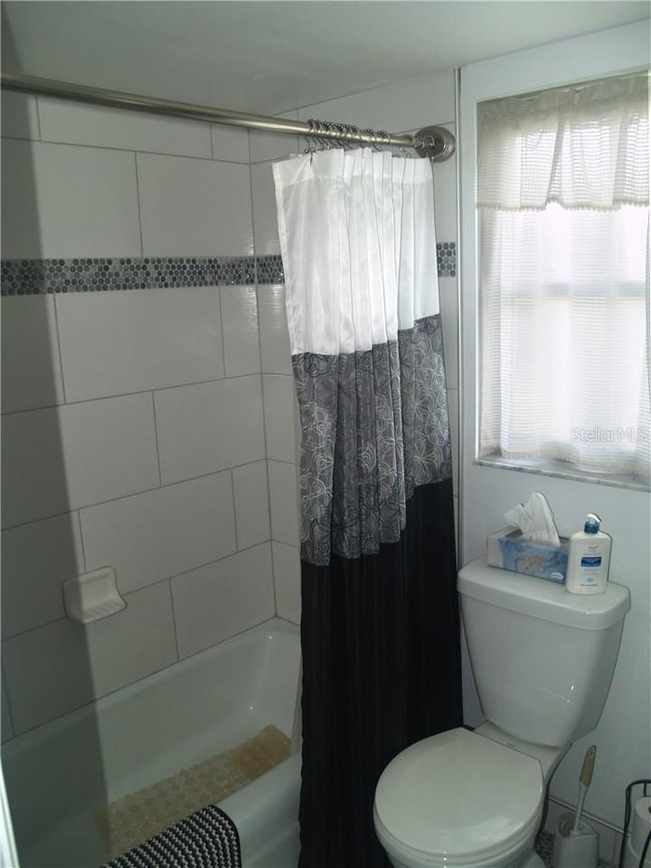7405 W Country Club Dr N #104 - Photo 6 of 18