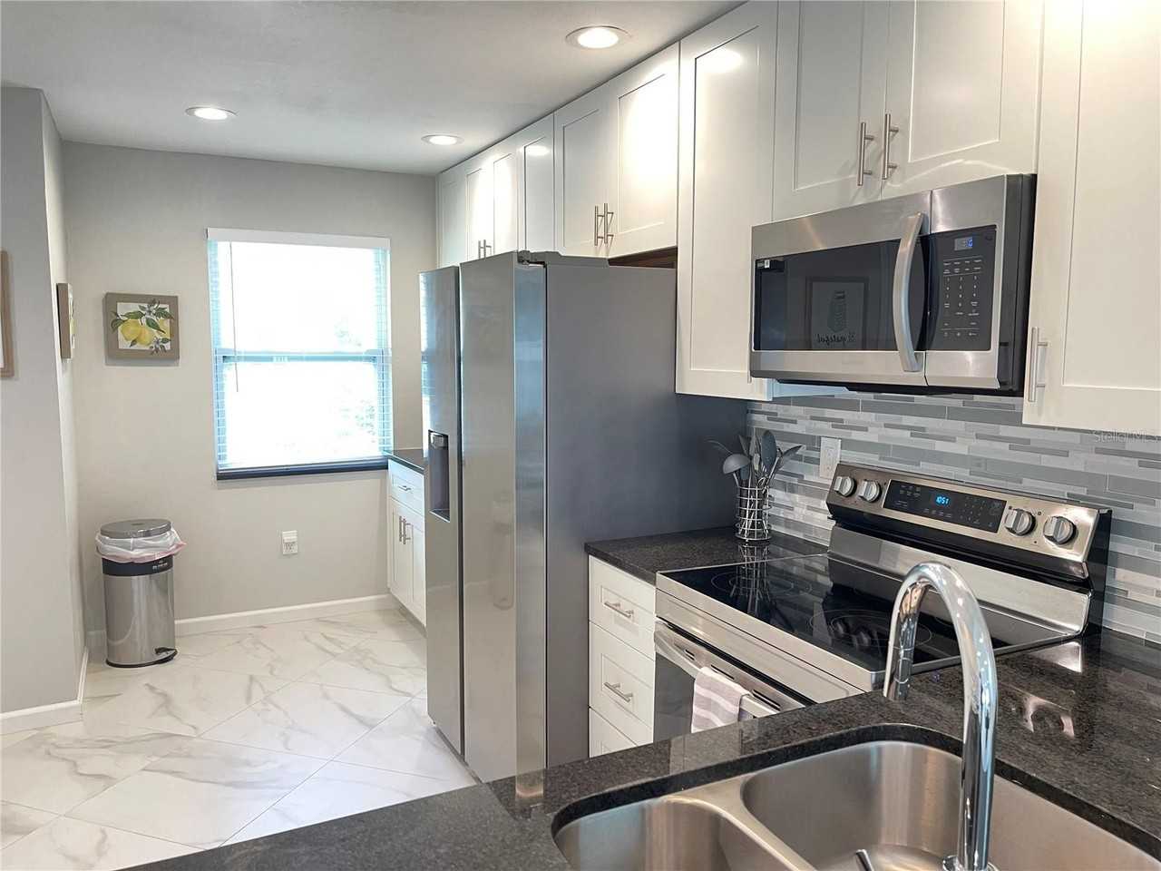 1821 Orange Boulevard Way - Photo 4 of 38