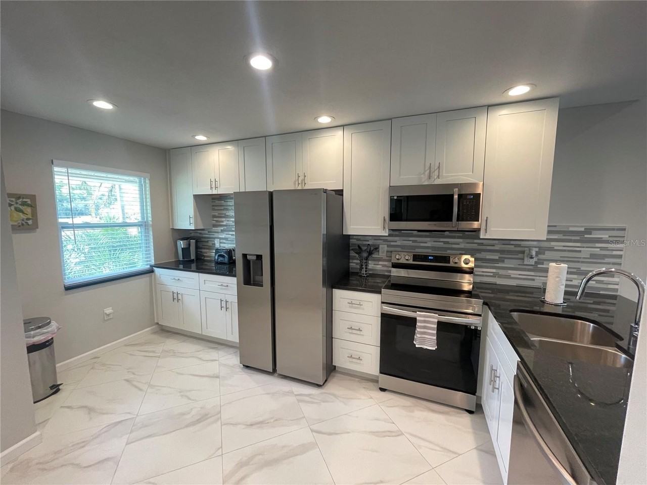 1821 Orange Boulevard Way - Photo 5 of 38