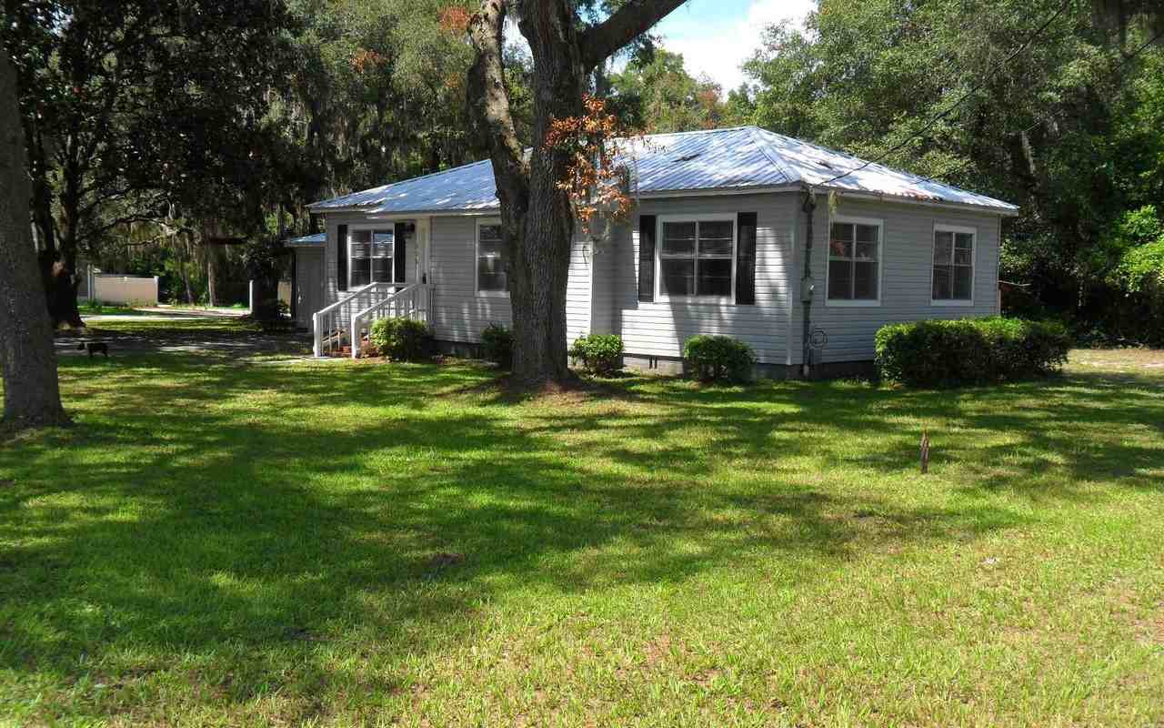 336 Sw Alamo Dr - Photo 2 of 24