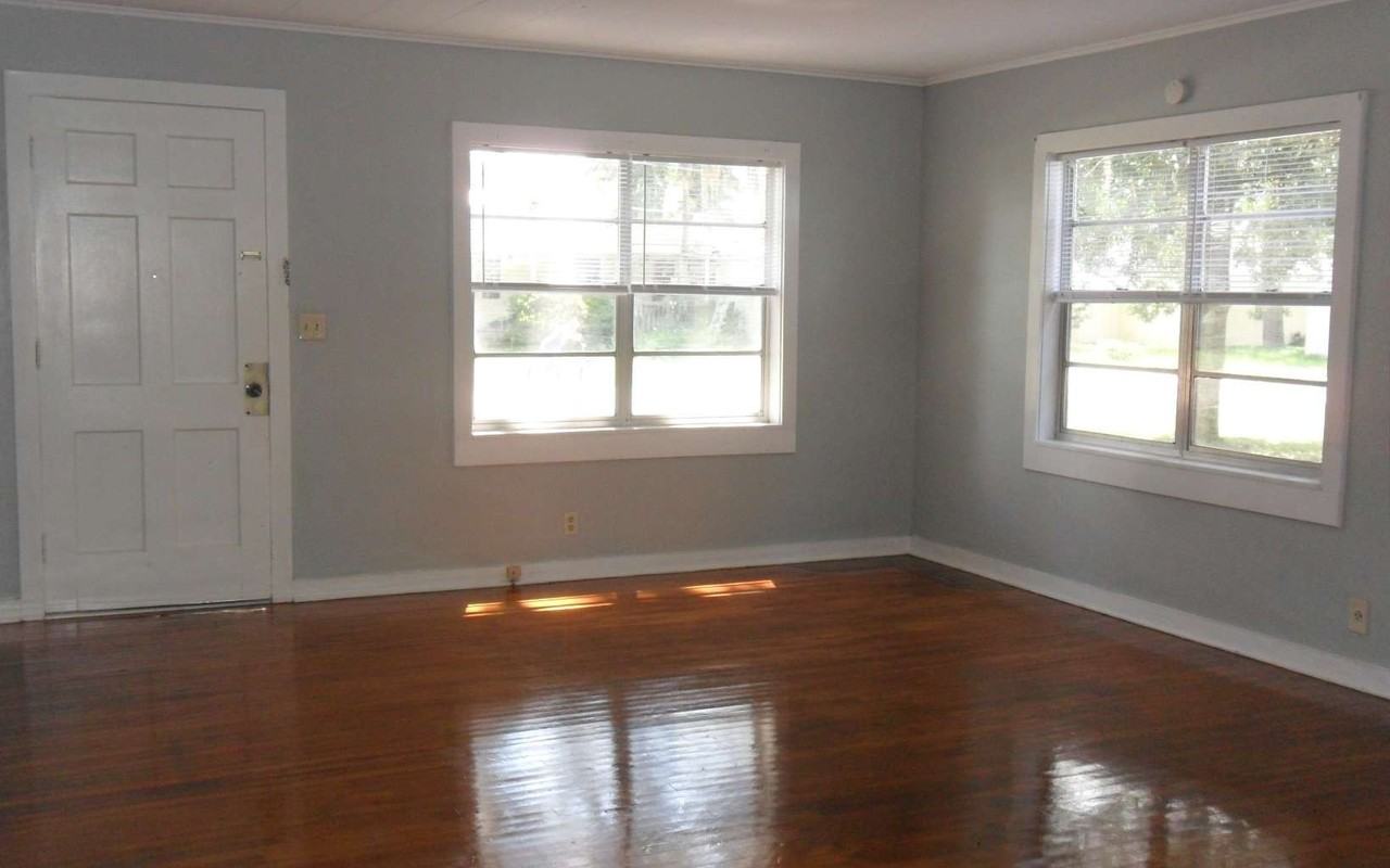 336 Sw Alamo Dr - Photo 3 of 24