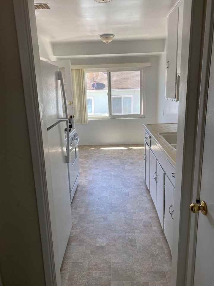 1877 Colonia Pl - Photo 2 of 6