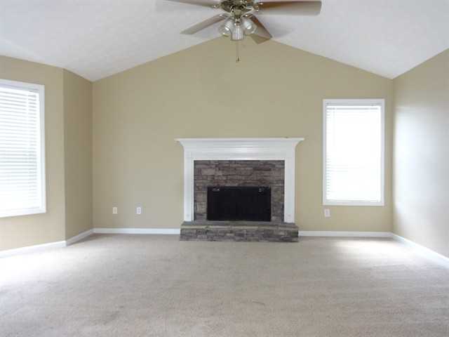 1020 Whispering Woods Dr - Photo 2 of 15