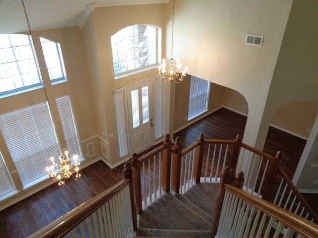 2709 Hillside Dr - Photo 2 of 15