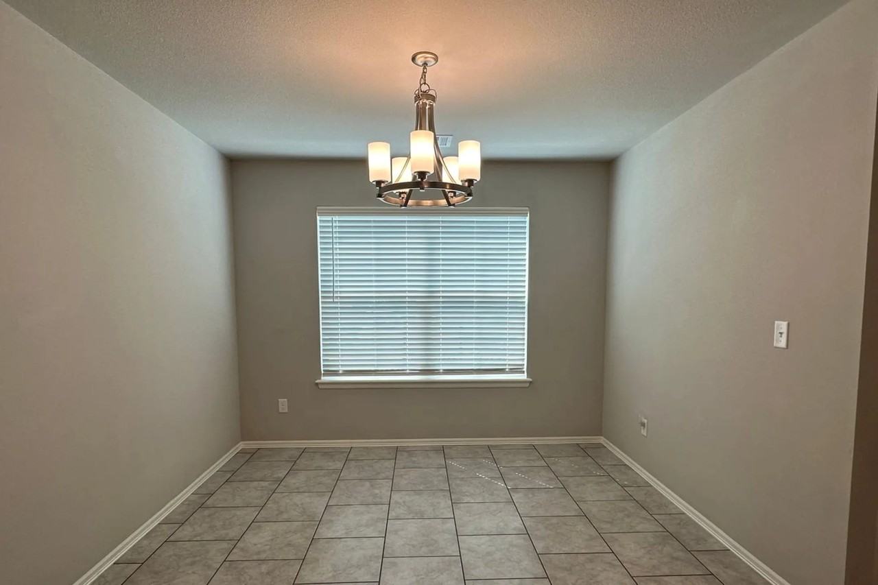 S 72 Ave E - Photo 3 of 24