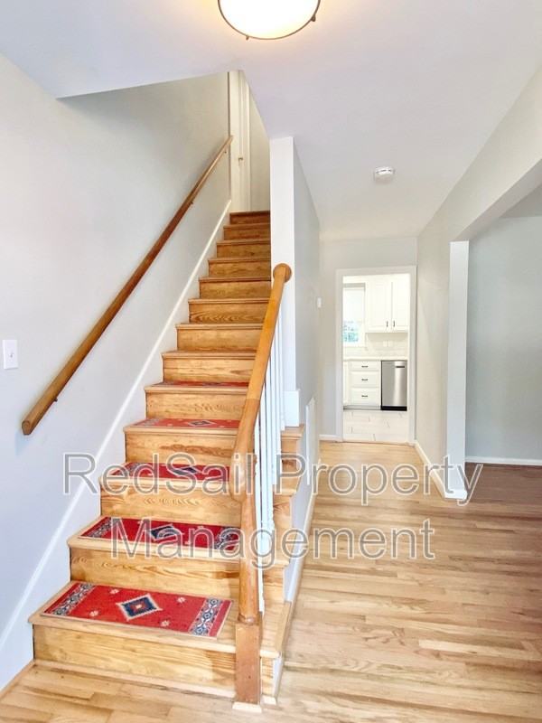 9 Milford Rd - Photo 2 of 23