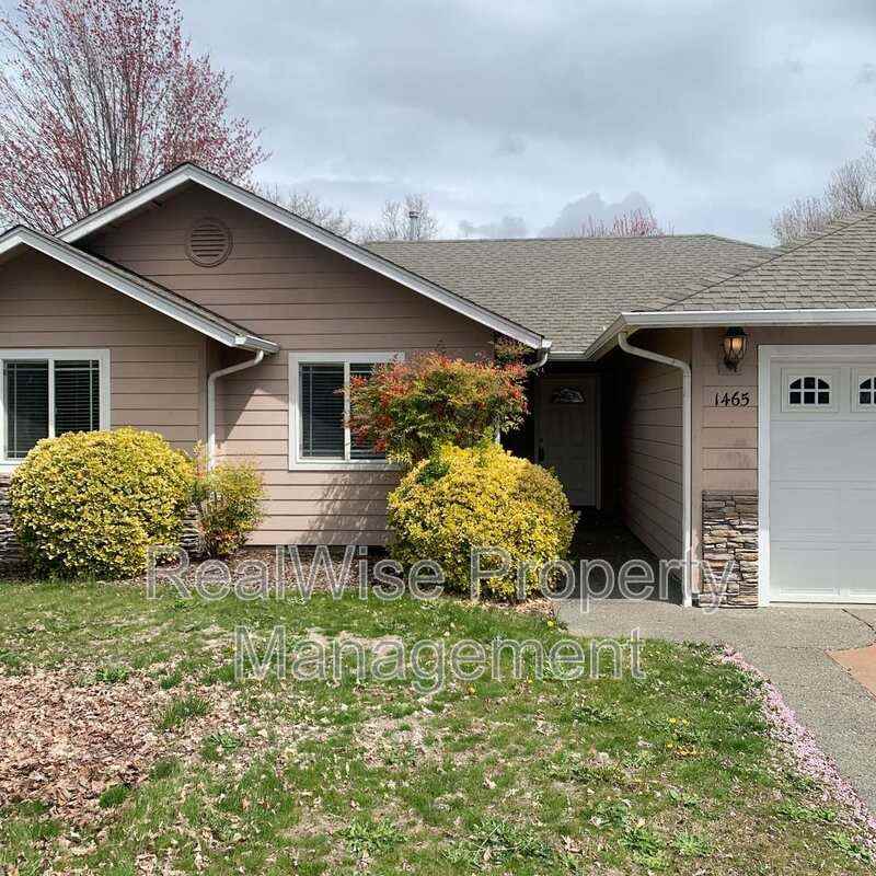 1465 George Tweed Blvd - Photo 2 of 21