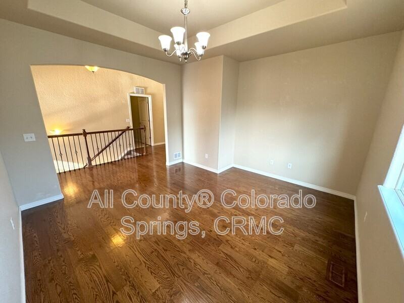 7768 Forest Valley Loop - Photo 4 of 39