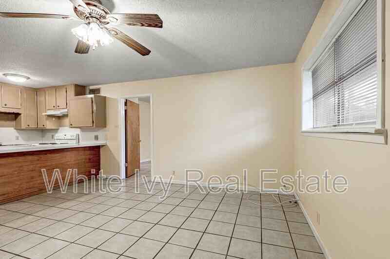 120 Mcadams Ln #E - Photo 2 of 10