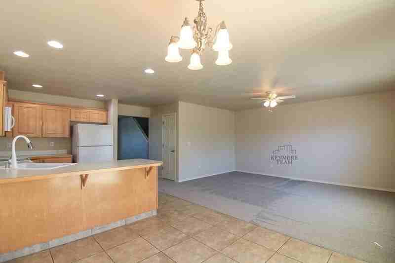 4805 Montague Ln - Photo 2 of 10