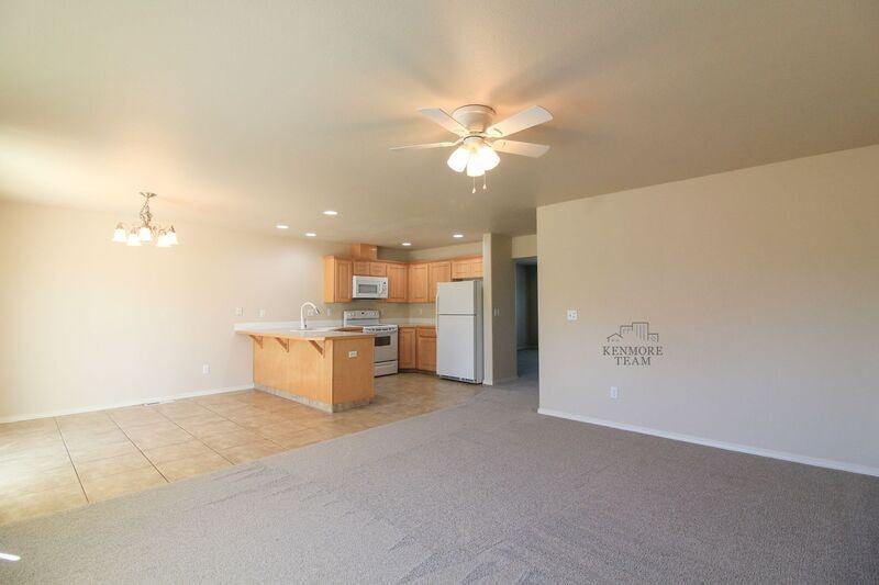 4805 Montague Ln - Photo 3 of 10