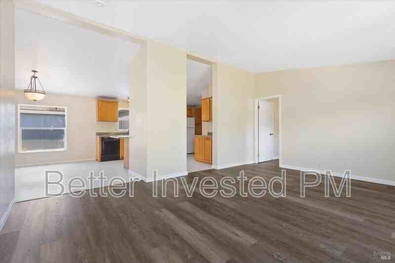 1447 E Oak St - Photo 3 of 11