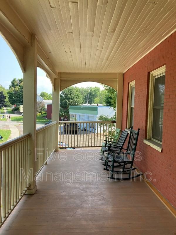 279 Saint Paul St - Photo 2 of 16