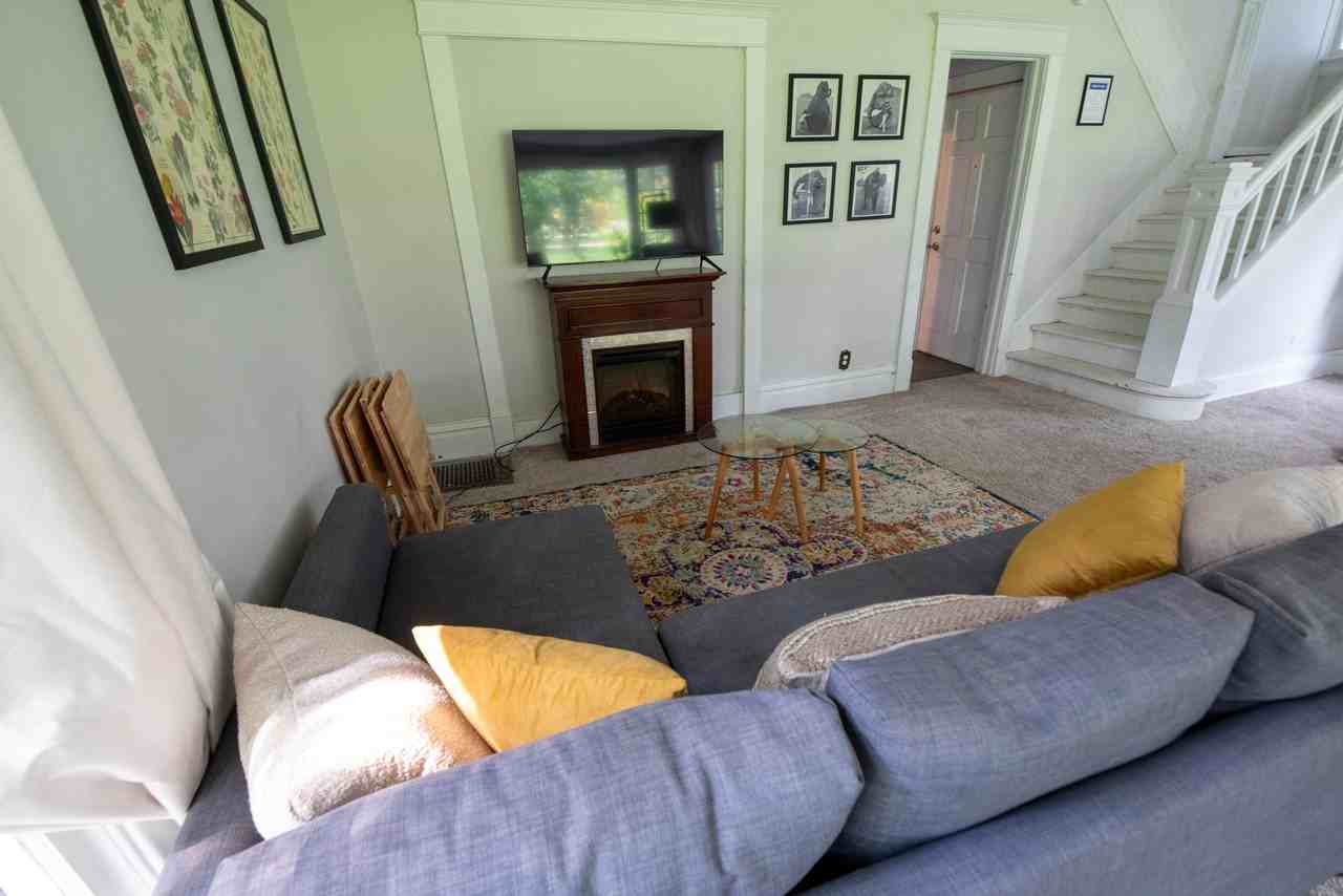 428 Park Pl #1 - Photo 4 of 24