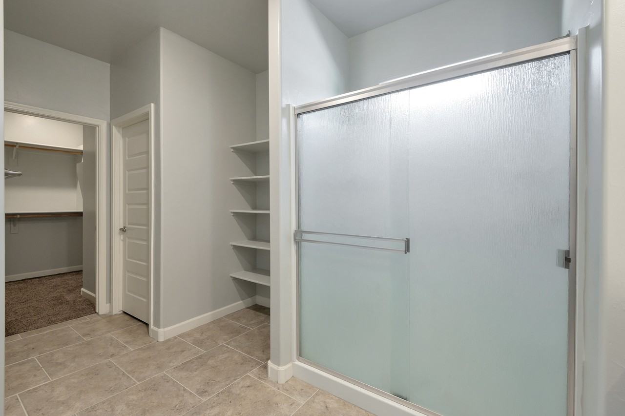 543 W Weldon St - Photo 5 of 15