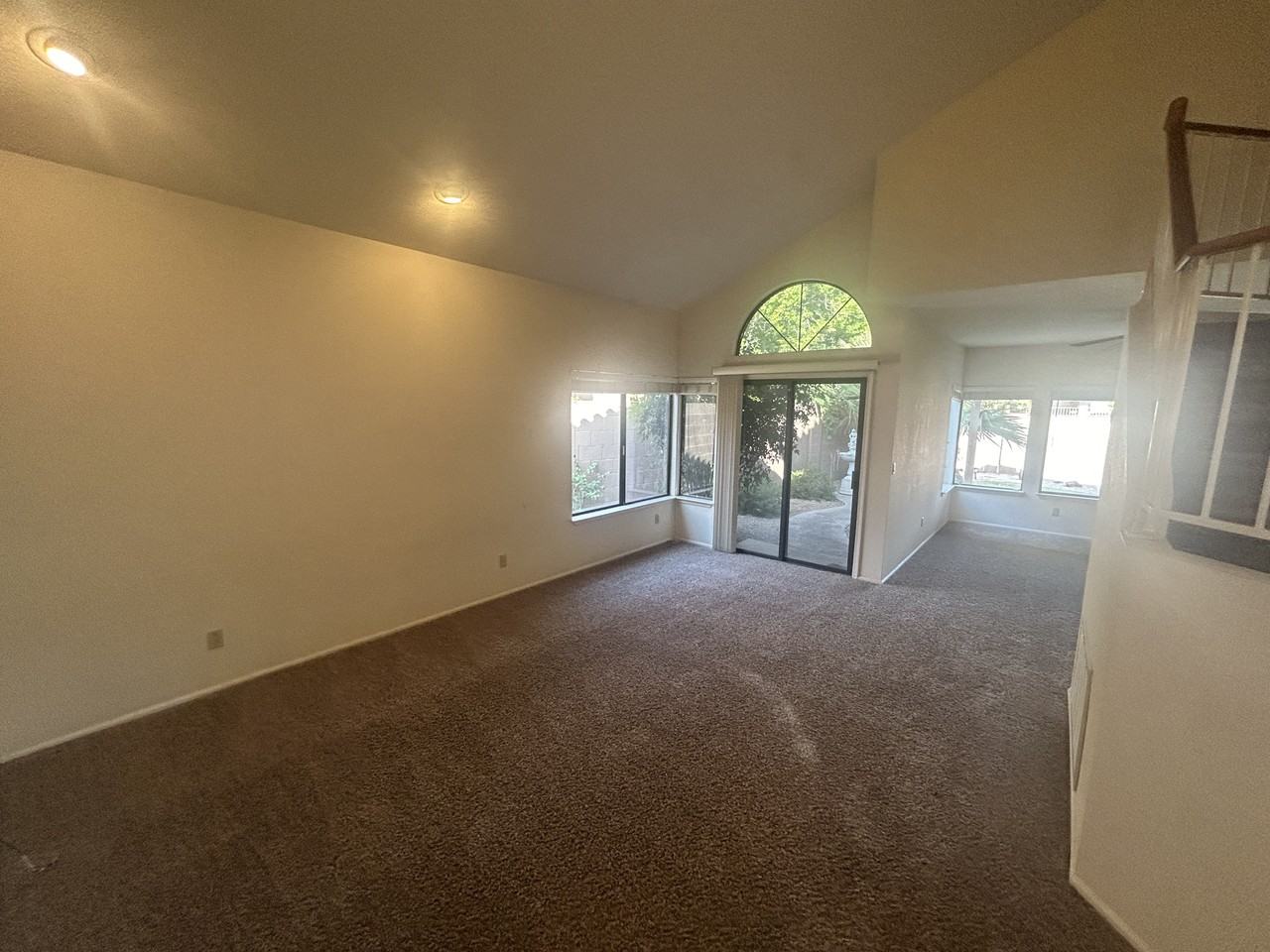 15845 North 50th Street - Photo 5 of 36