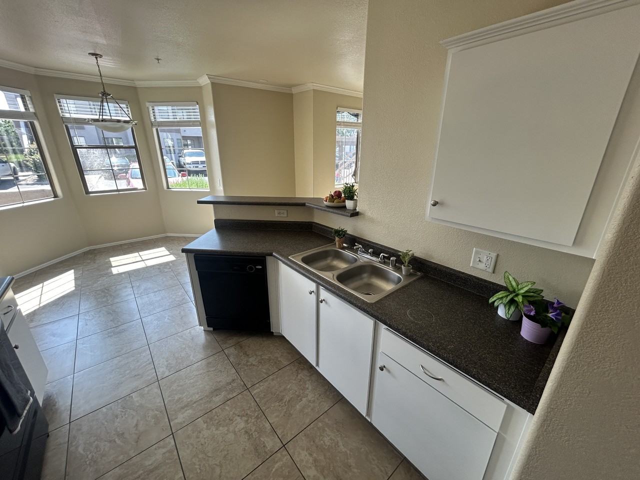 1941 S Pierpont Dr - Photo 6 of 28
