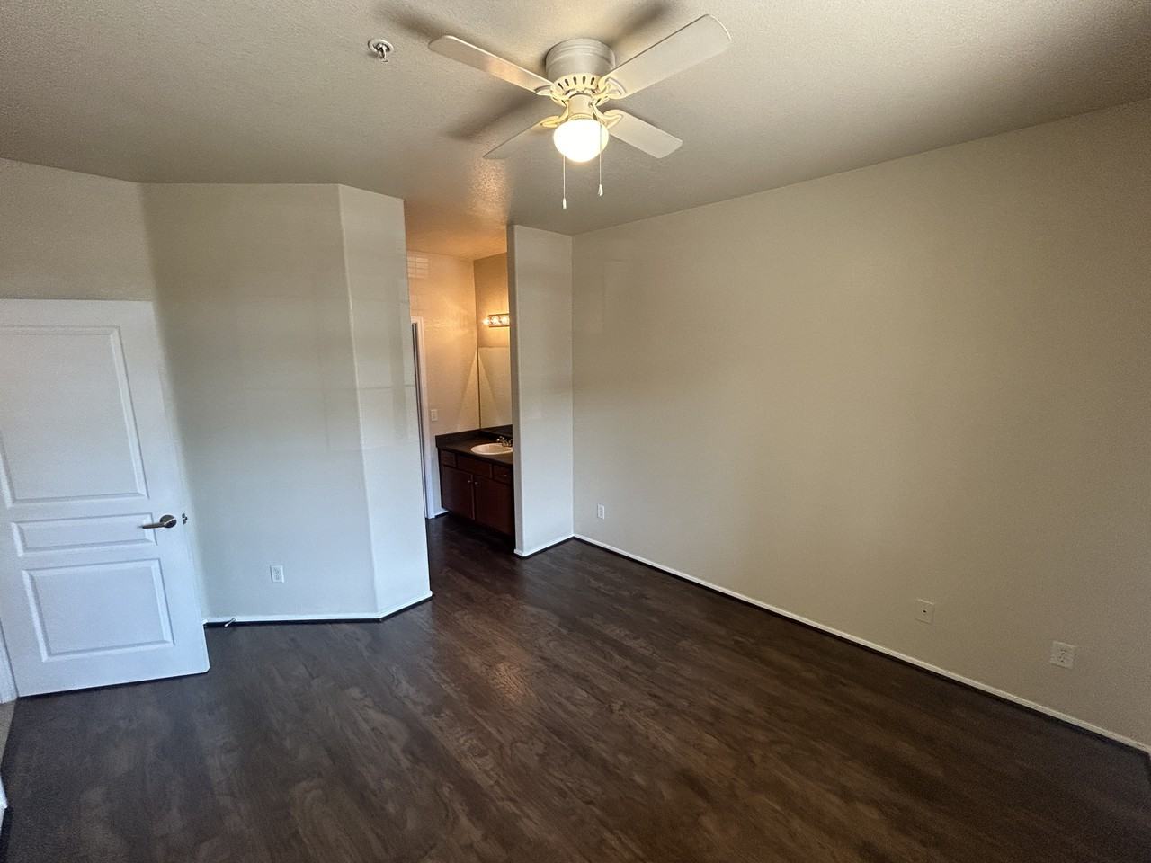 1941 S Pierpont Dr - Photo 7 of 28