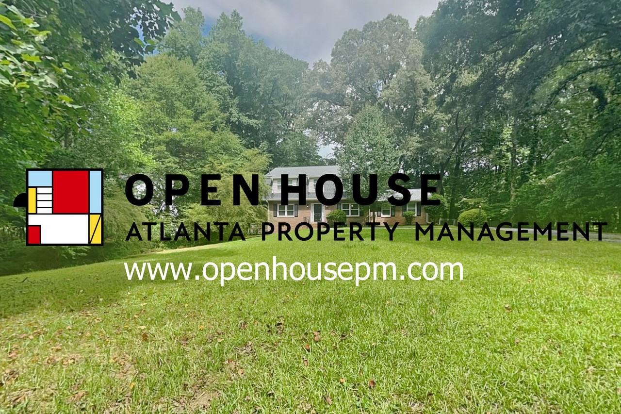 2779 Lanier Dr - Photo 3 of 26