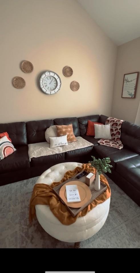 137 Reserve Ln - Photo 2 of 8