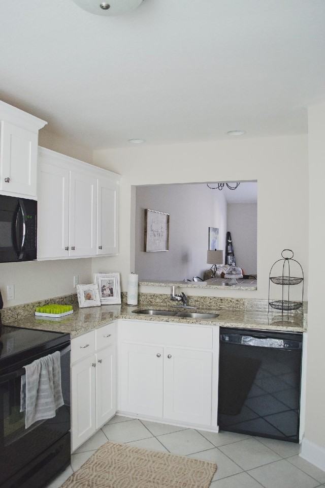 137 Reserve Ln - Photo 4 of 8