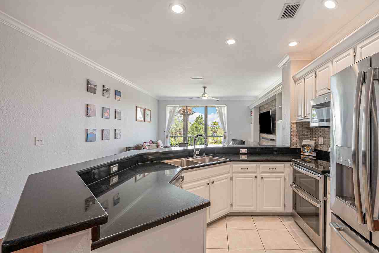 919 Normandy Trace Rd - Photo 3 of 43