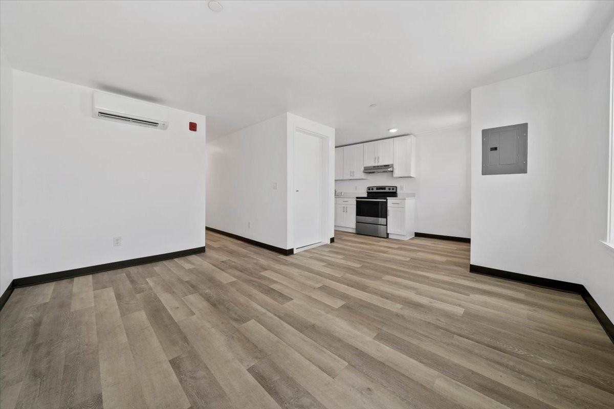 415 Olo St - Photo 2 of 29