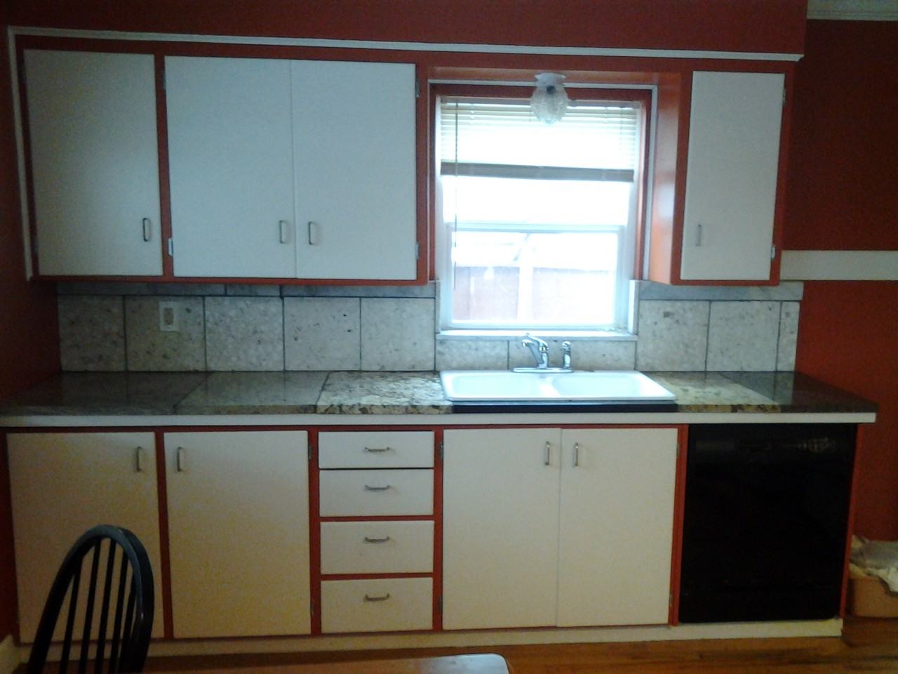 2623 S Higgins Ave - Photo 3 of 11